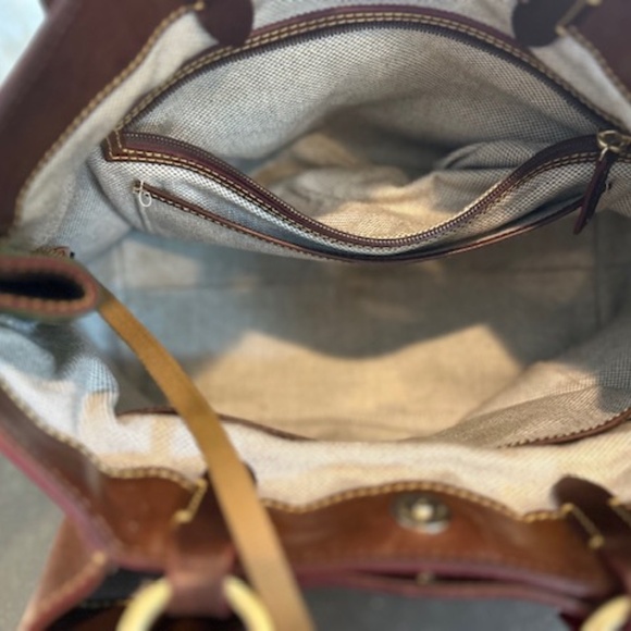 Dooney & Burke bag - Picture 2 of 6